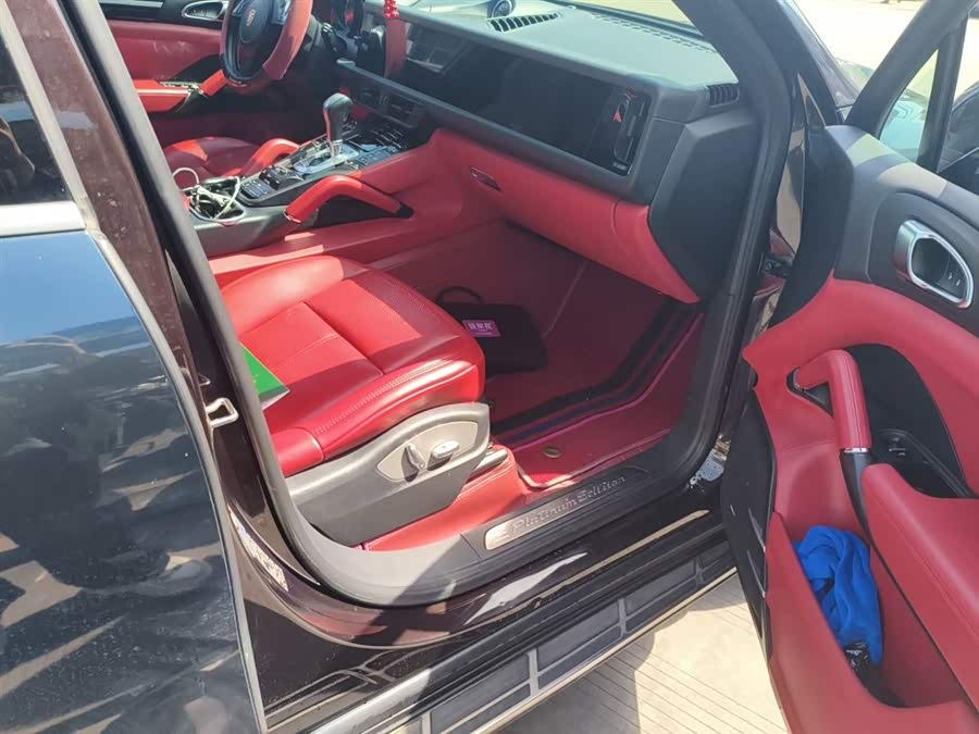 Porsche Cayenne 2014, фото 20