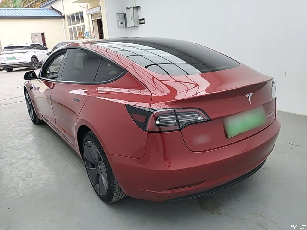 Tesla Model 3, 2022 все фото