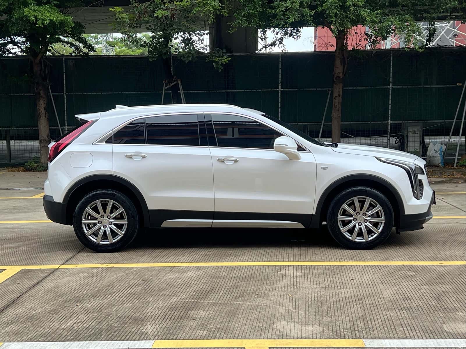 Cadillac XT4, 2023 2