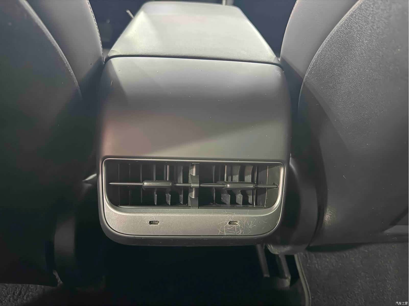 Tesla Model 3, 2020 14