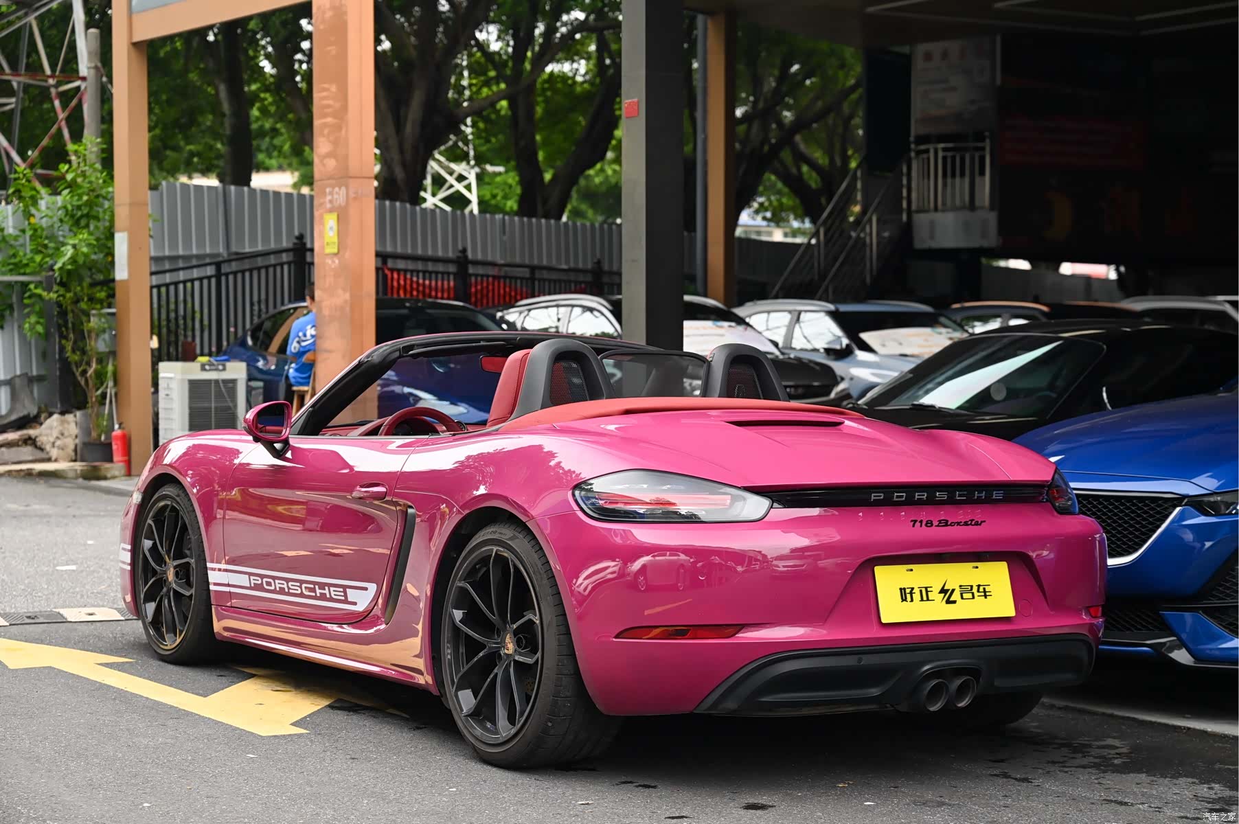 Porsche Boxster, 2024 все фото