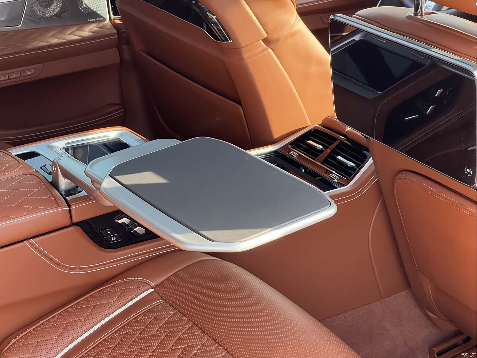 BMW 7 Series, 2022 24