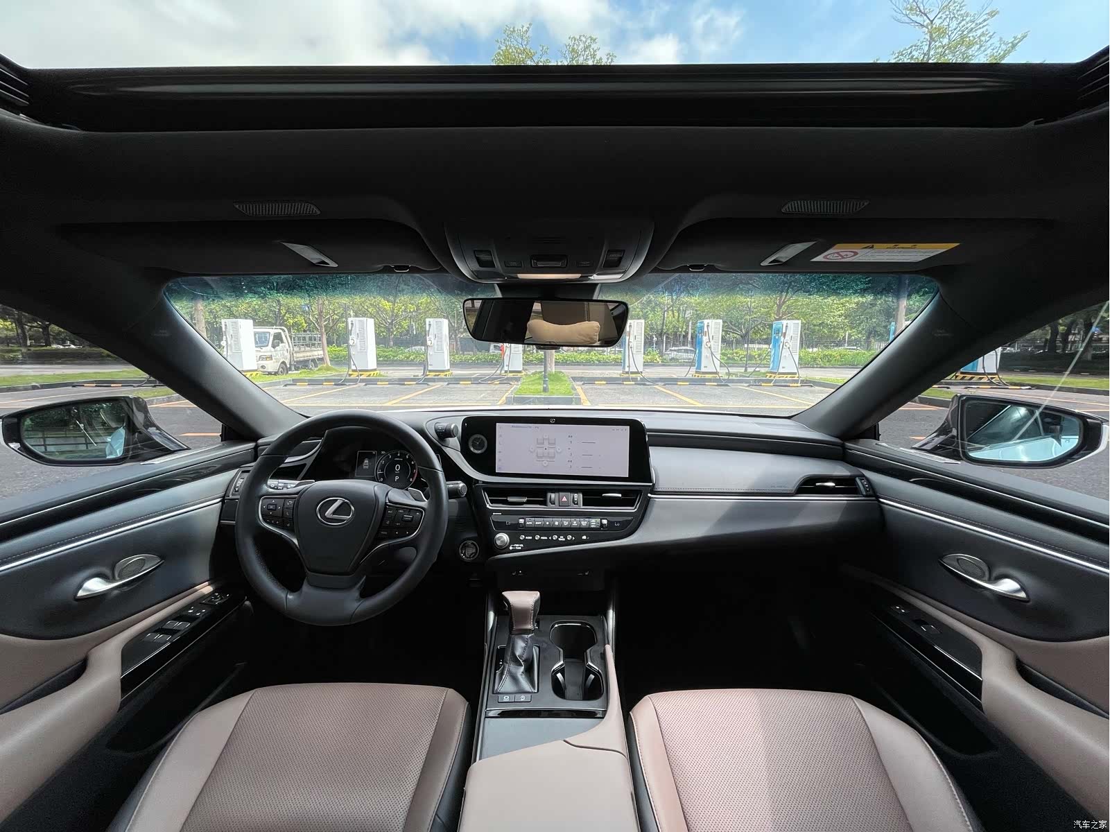 Lexus ES, 2024 15