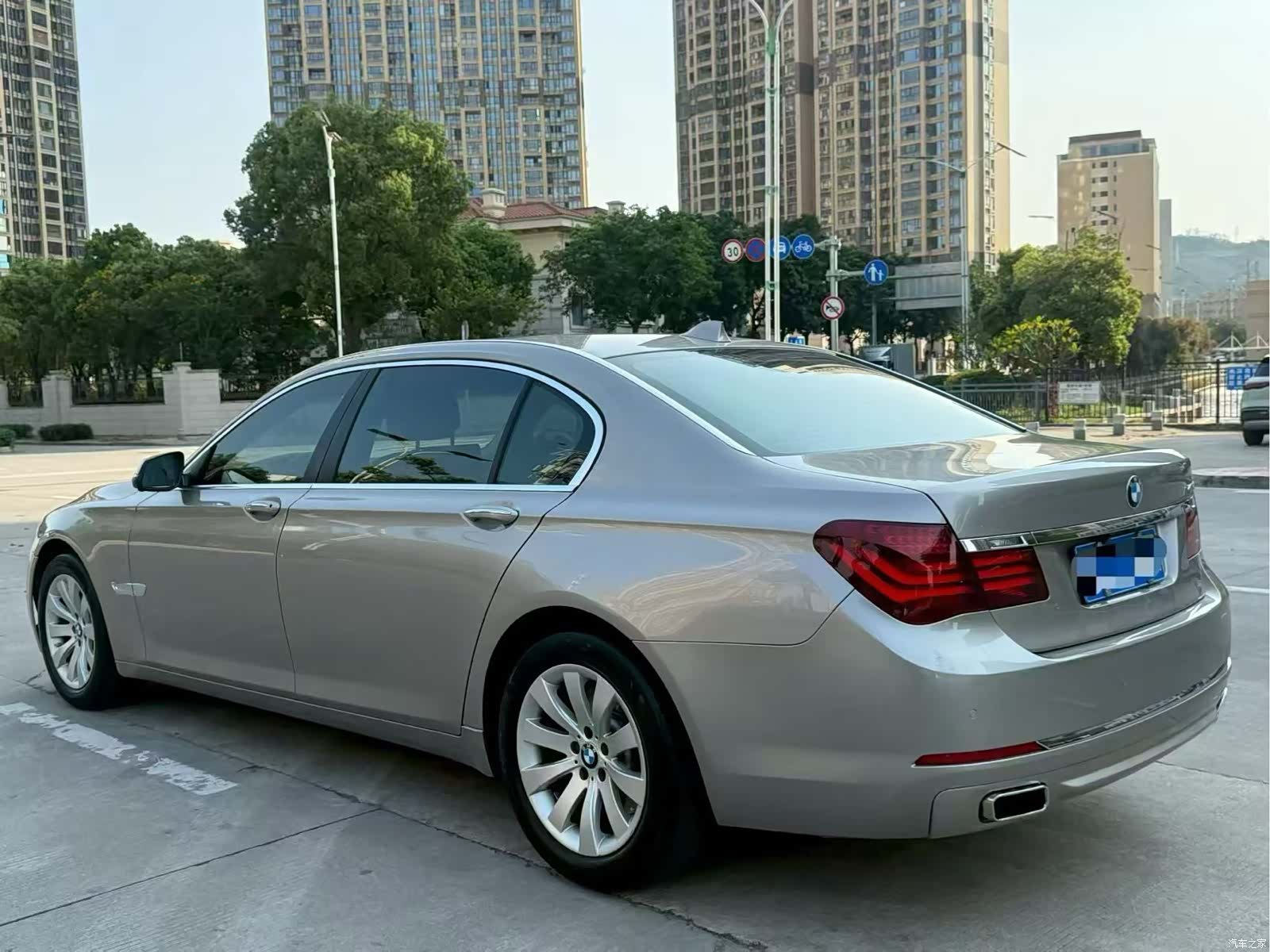 BMW 7 Series, 2014 4