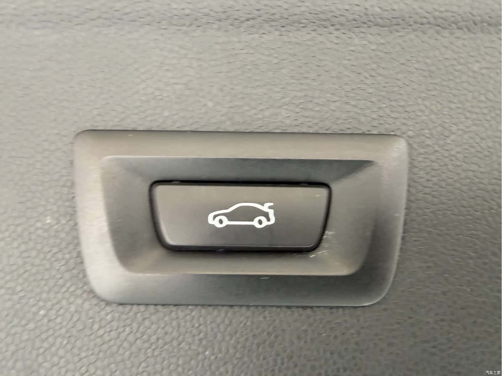 BMW iX, 2023 27