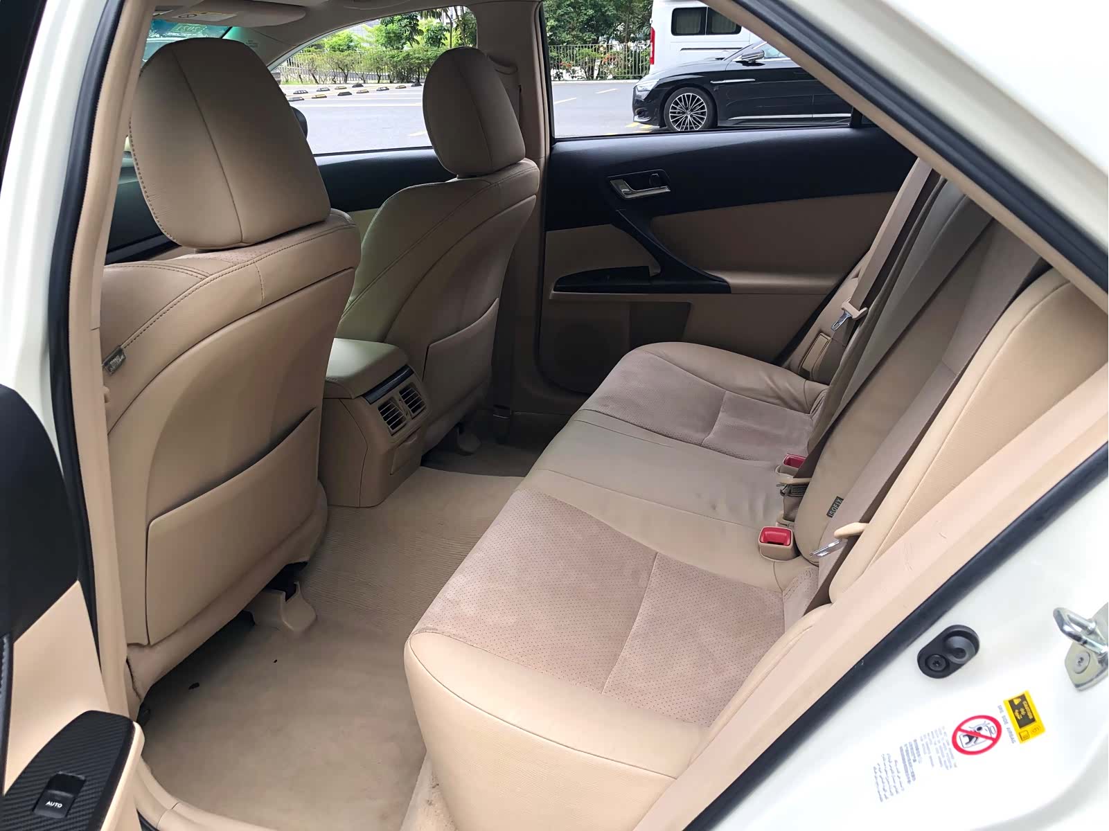 Toyota 3.0V, 2010 9