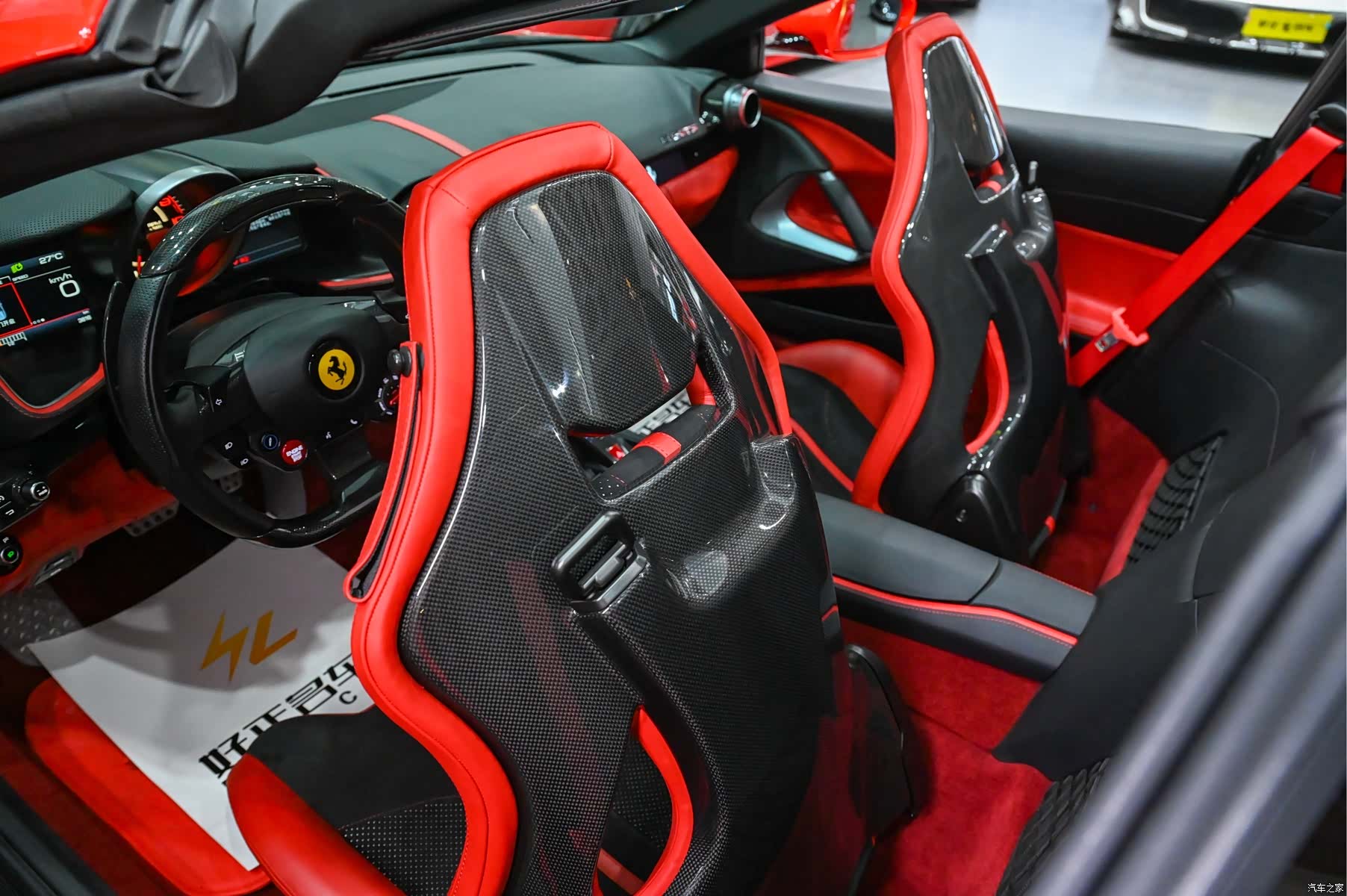 Ferrari 812, 2022 20