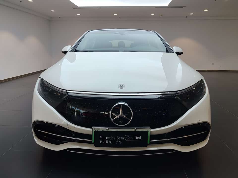Mercedes-Benz EQS Mercedes-Benz EQS