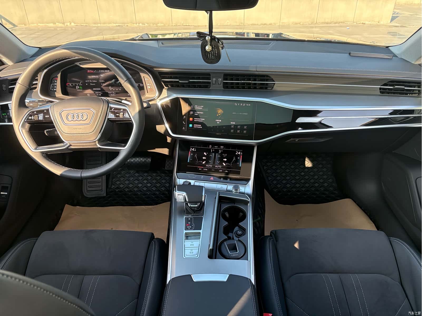 Audi A7L, 2024 6