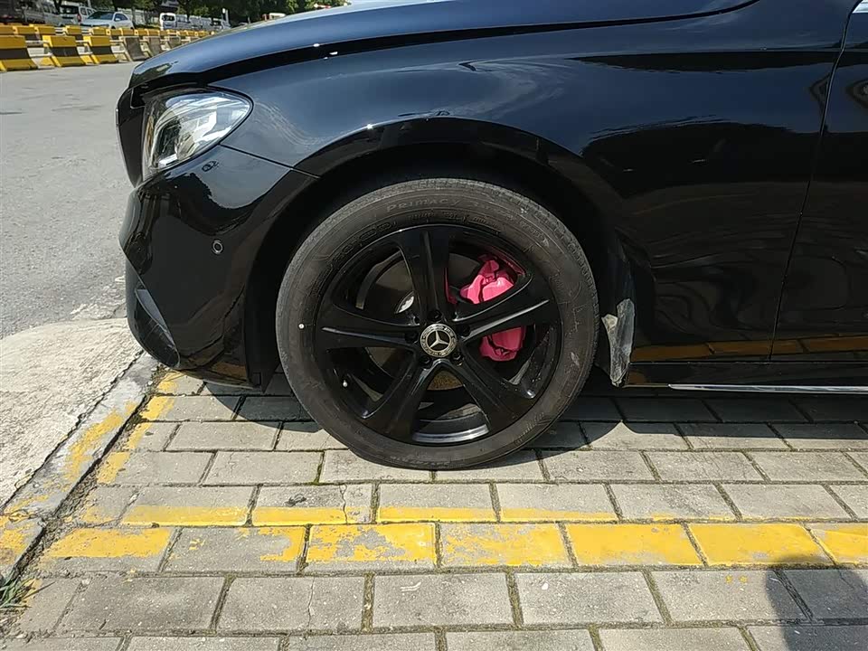 Mercedes-Benz E-class Mercedes-Benz E-class
