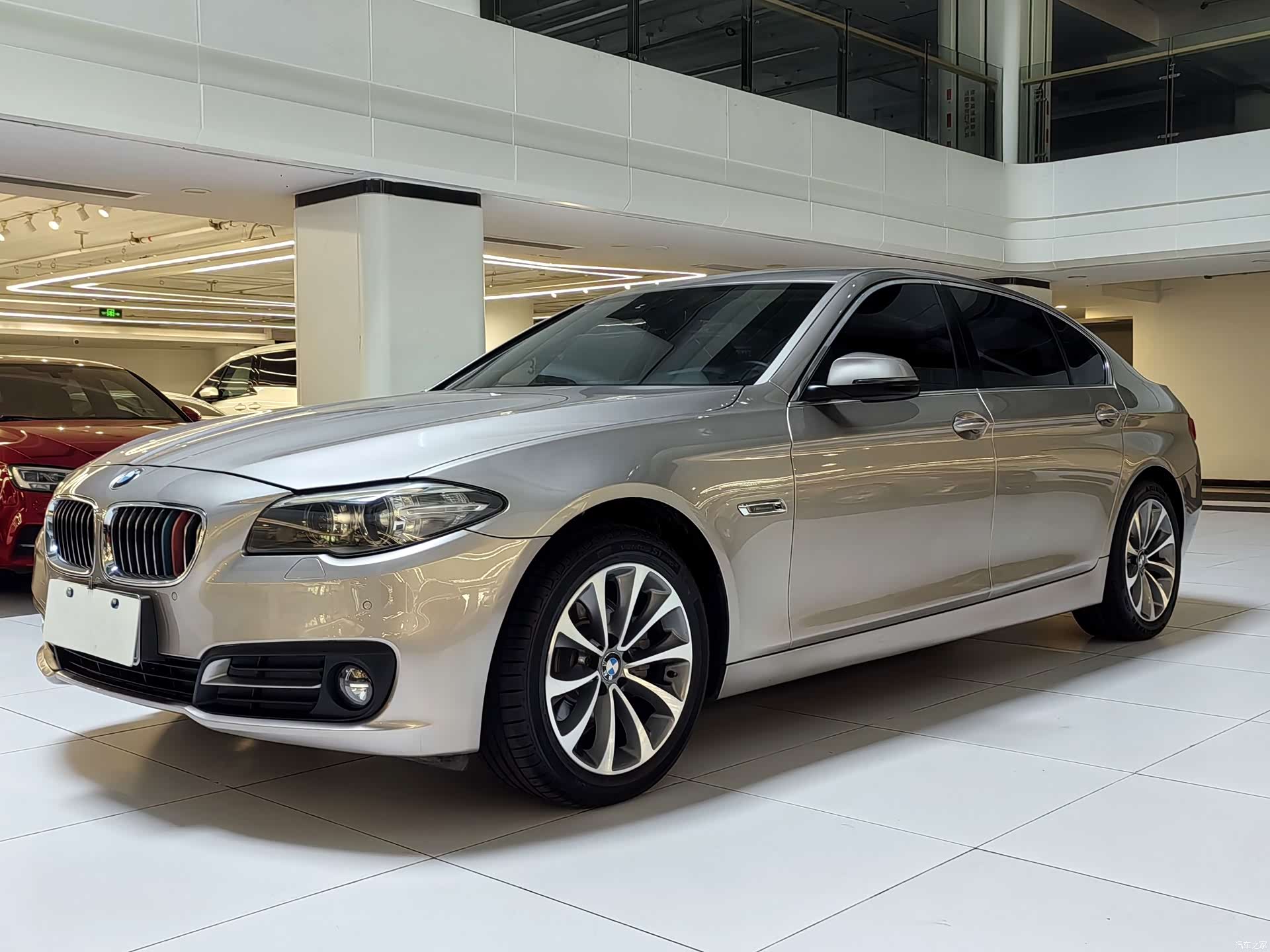 BMW 5 Series, 2017 1