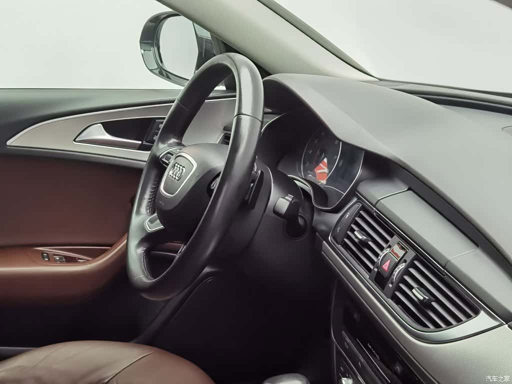 Audi A6L, 2018 22