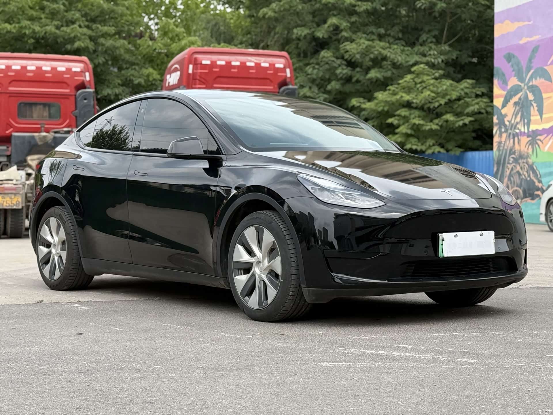 Tesla Model Y, 2022 3