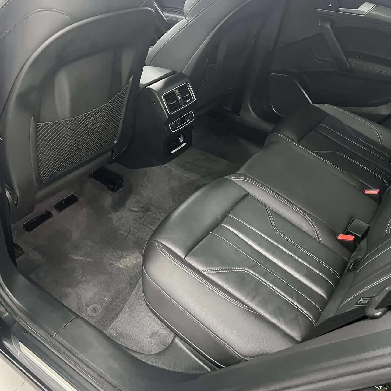 Audi Q5L, 2022 16