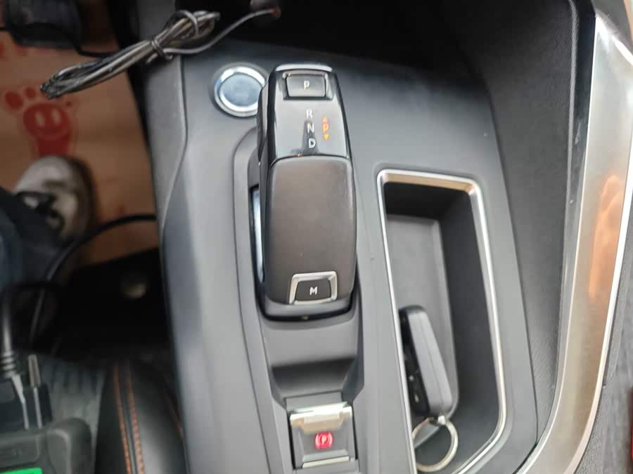 Peugeot 5008 2018, фото 14