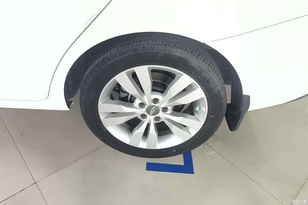 Chery 5, 2017 6