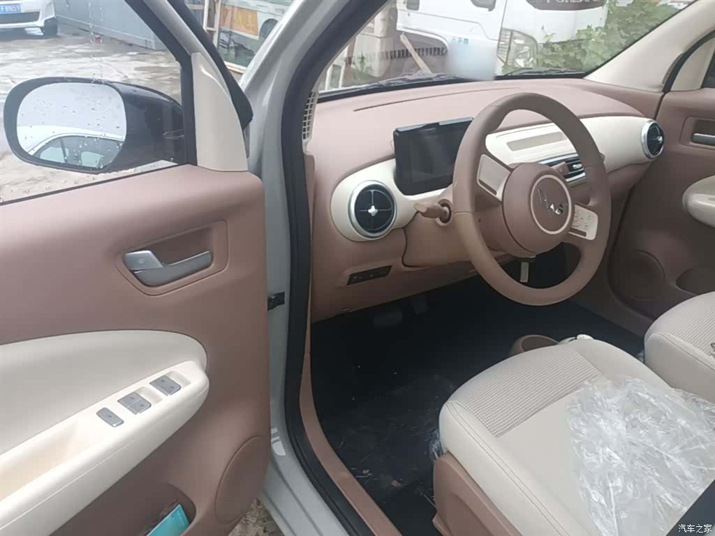 Wuling MINIEV, 2026 16