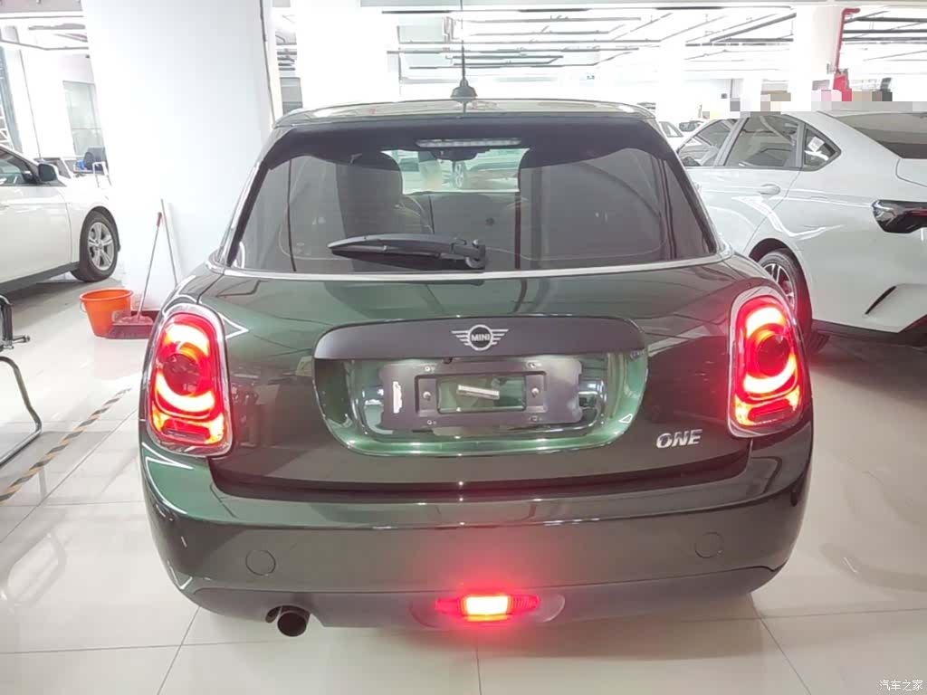 Mini ONE, 2019 6