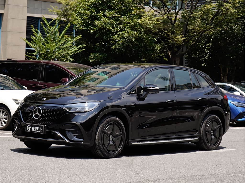 Mercedes-Benz EQE SUV