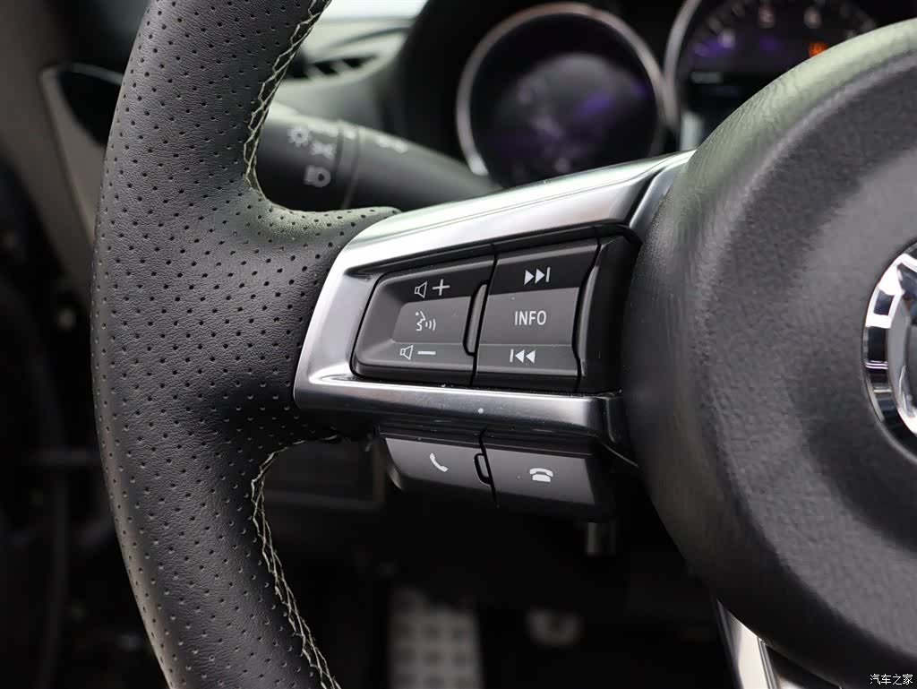 Mazda MX-5, 2023 11