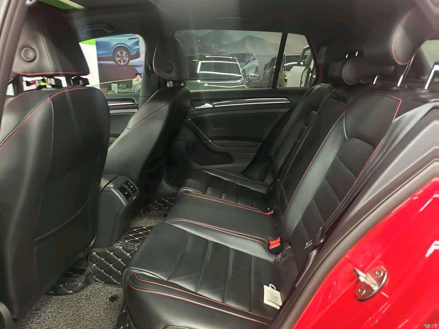 Volkswagen Golf, 2017 все фото