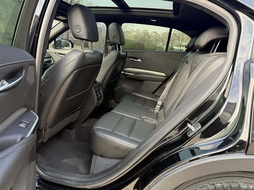 Cadillac XT4, 2020 23