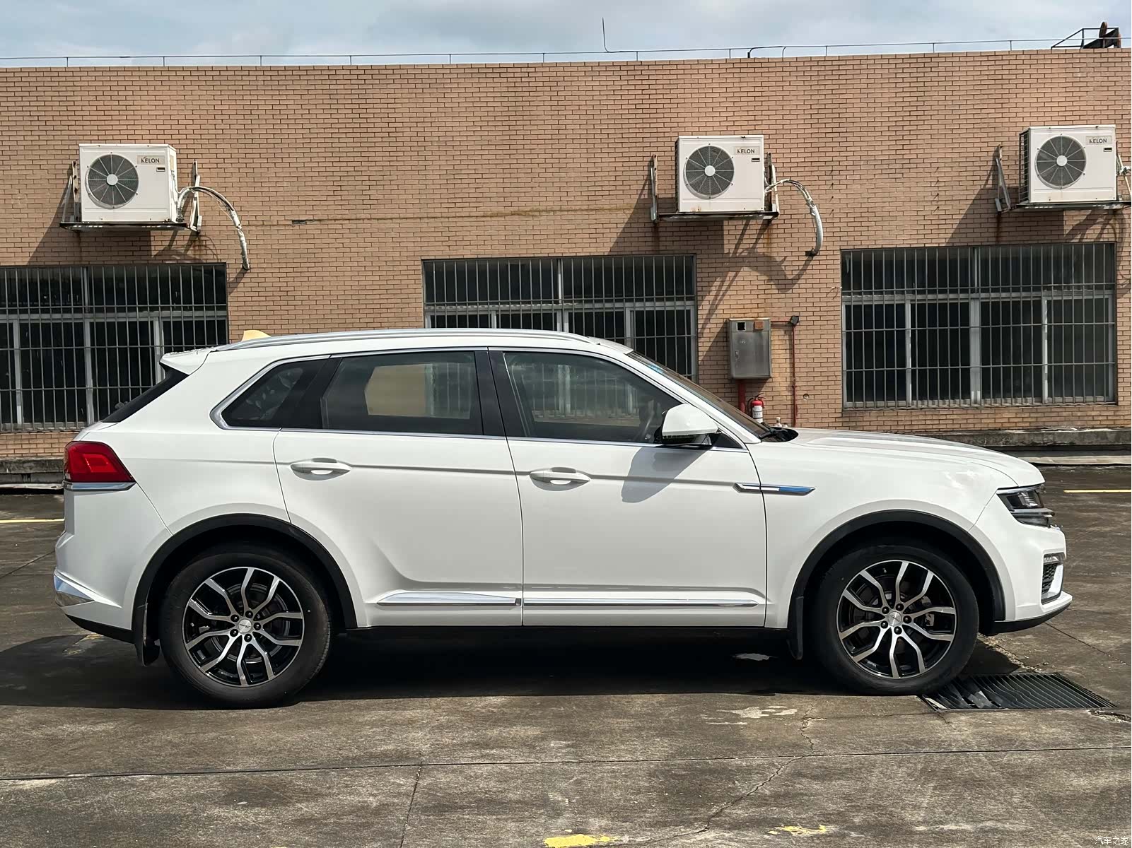Zotye X7, 2017 4