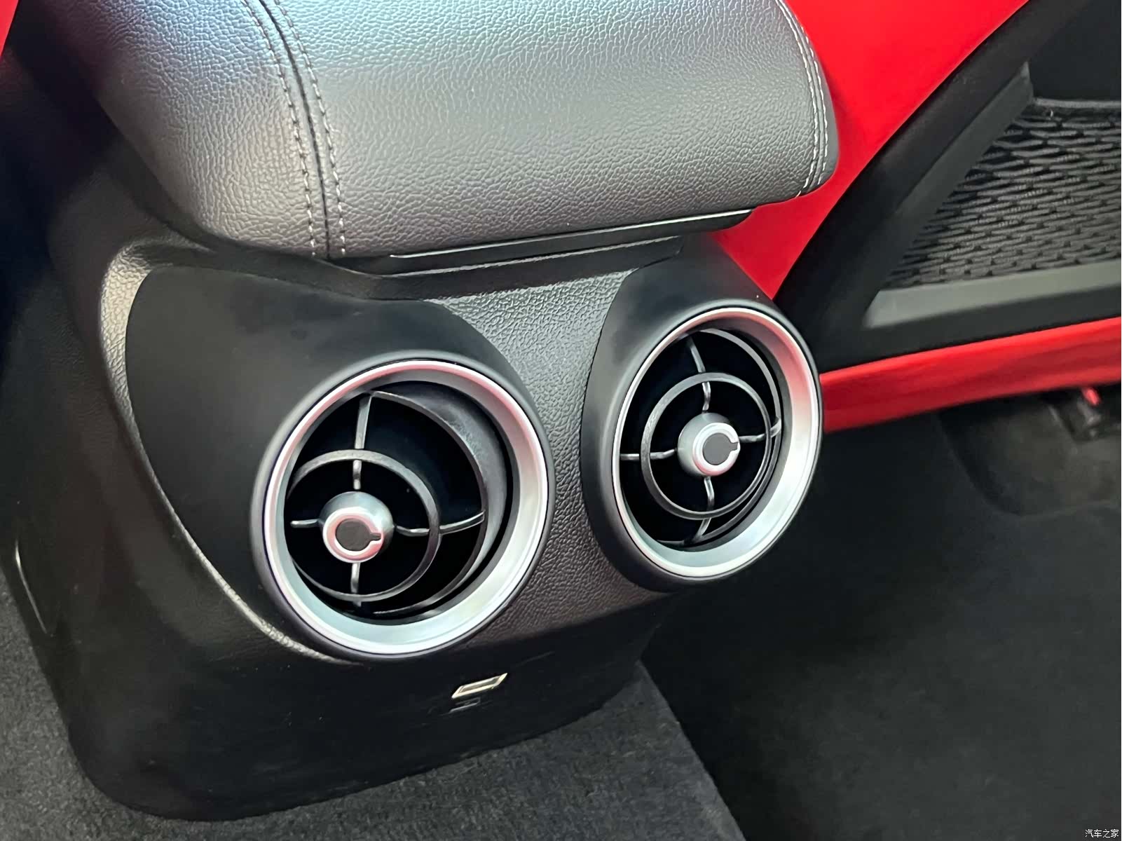Alfa Romeo Giulia, 2018 15
