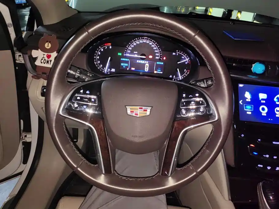 Cadillac XTS