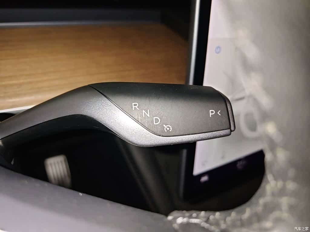 Tesla Model Y, 2021 14