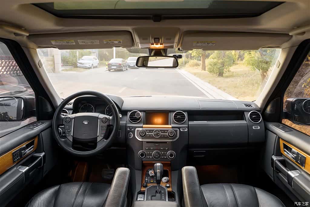 Land Rover Discovery, 2012 10