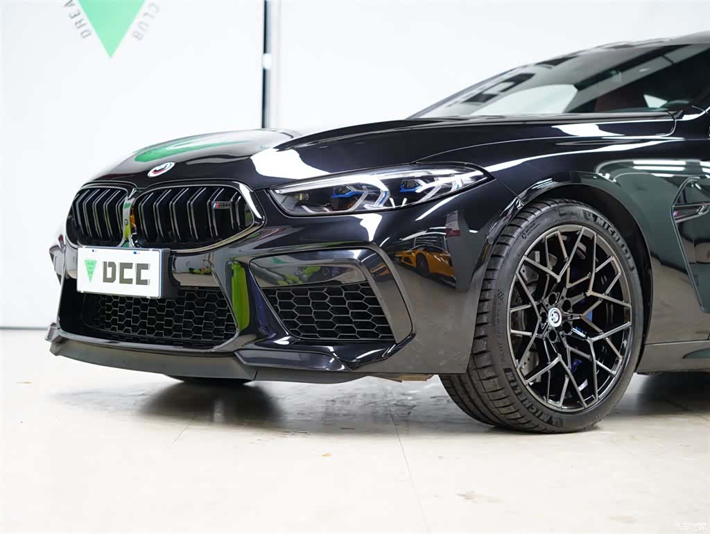 BMW M8, 2022 18