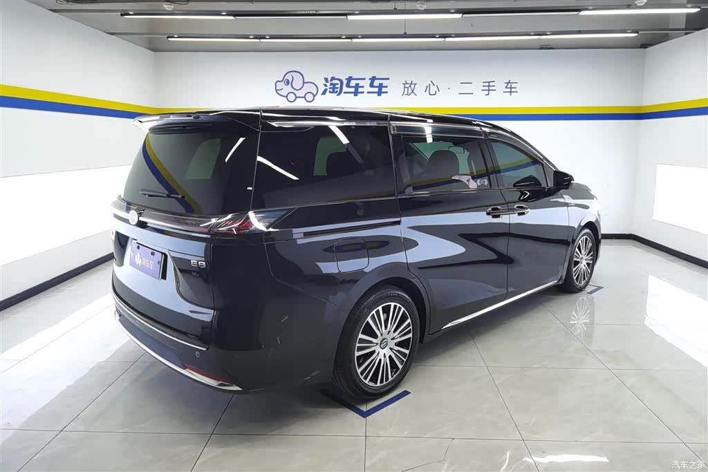 Trumpchi E8, 2024 3
