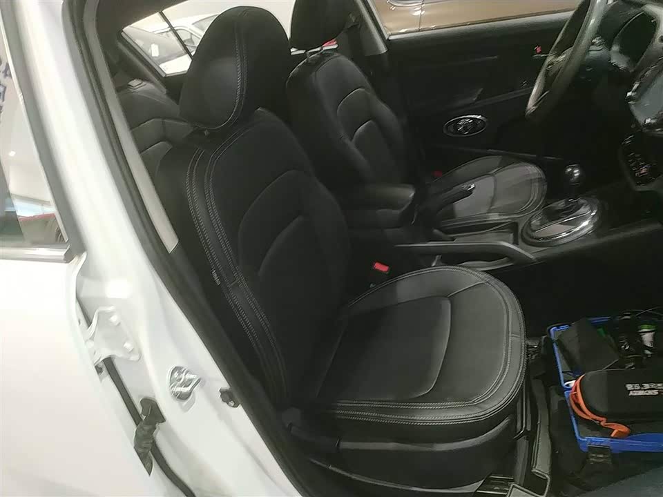 Kia Smart running Kia Smart running