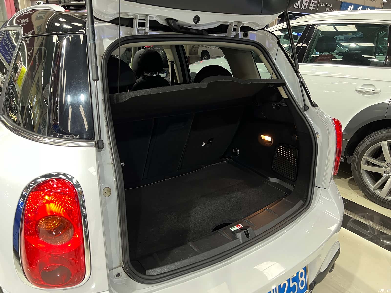 Mini Countryman, 2013 18