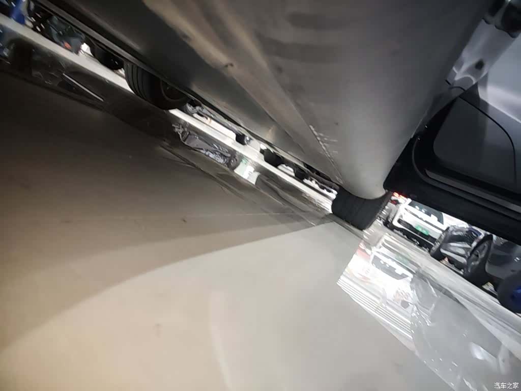 Tesla Model Y, 2021 21