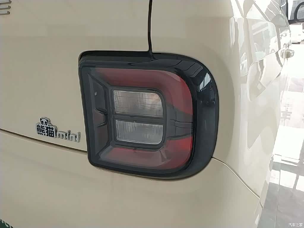 Geely Panda, 2026 8