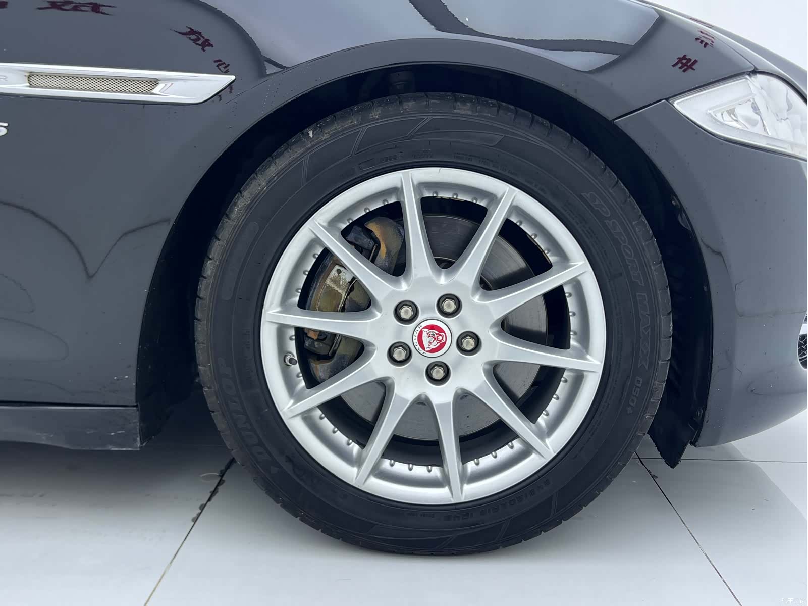 Jaguar XJ, 2015 7