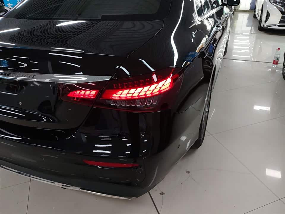Mercedes-Benz E-class Mercedes-Benz E-class