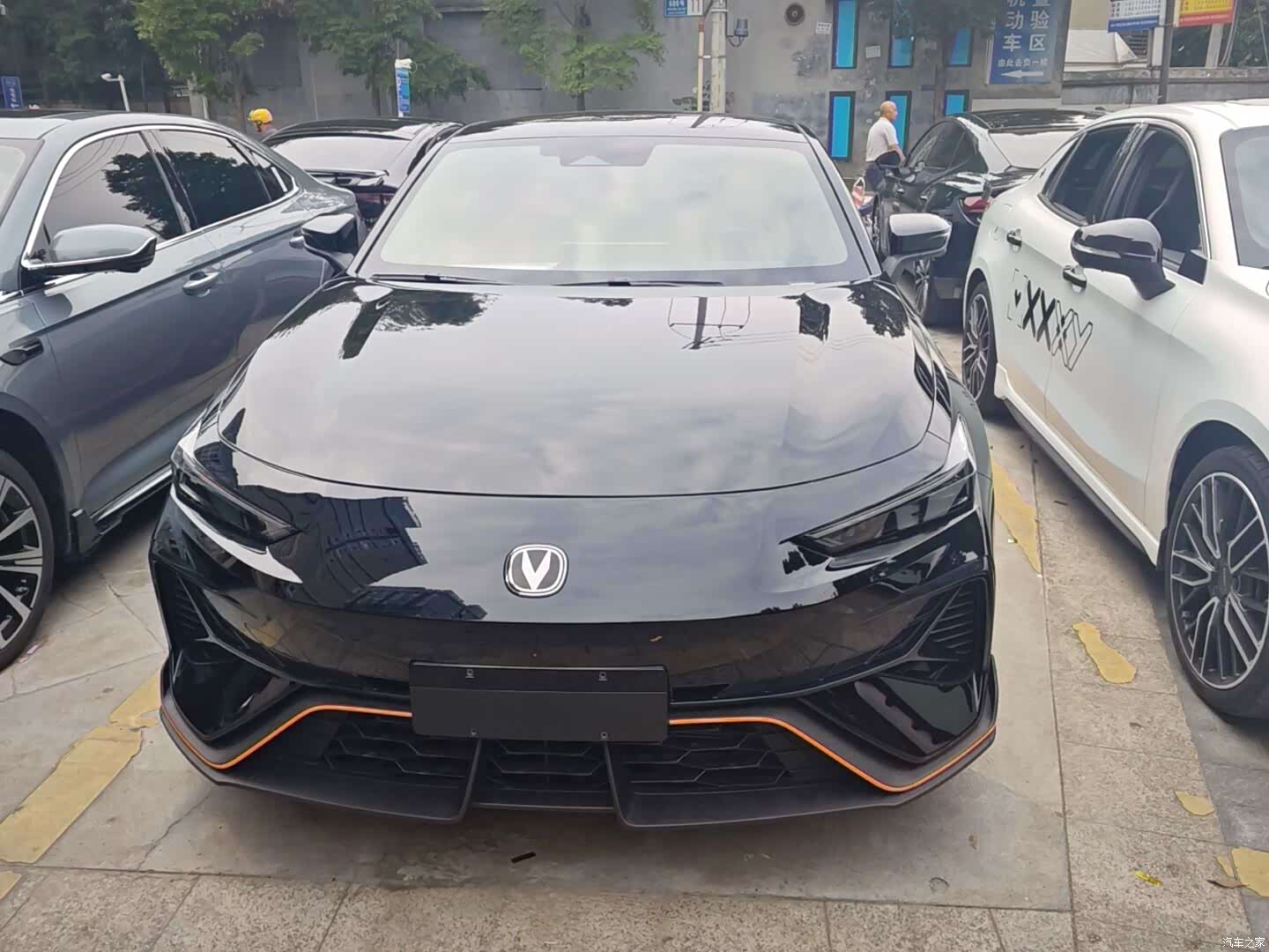 Changan UNI-V, 2025 2