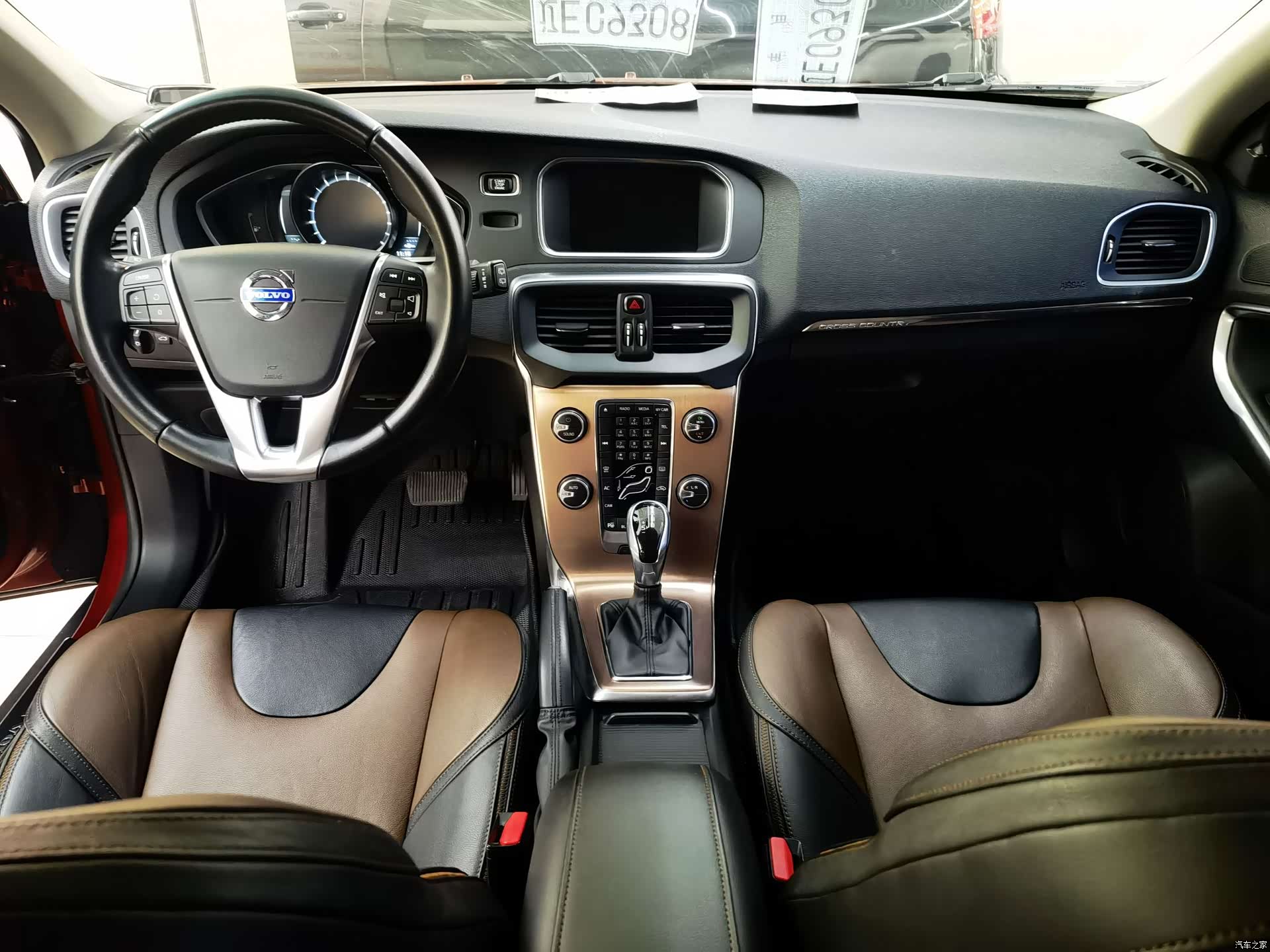 Volvo V40, 2014 7