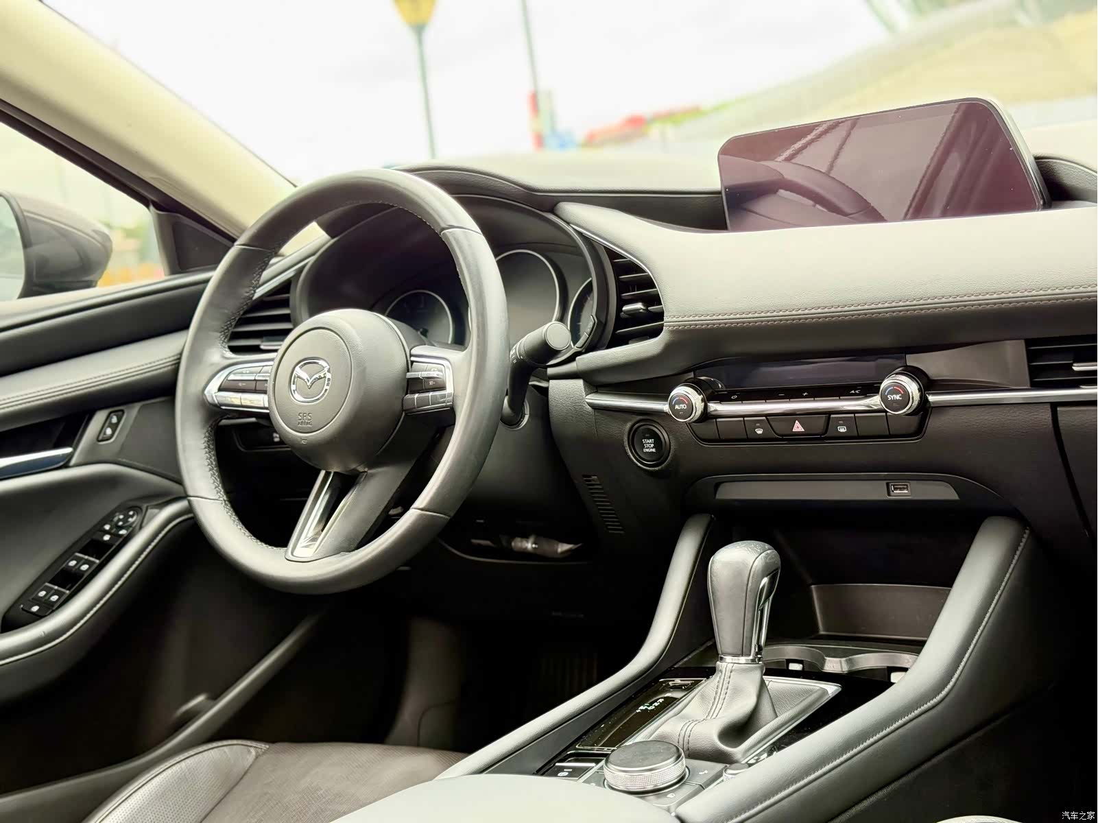 Mazda Mazda3, 2022 15