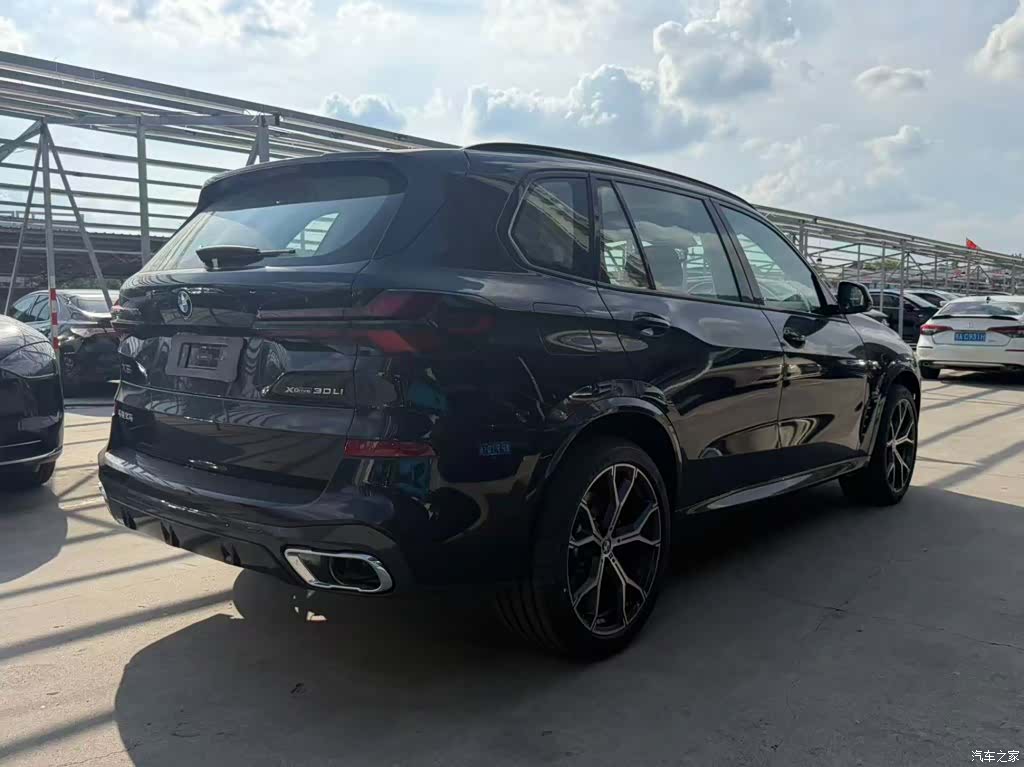 BMW X5, 2026 9