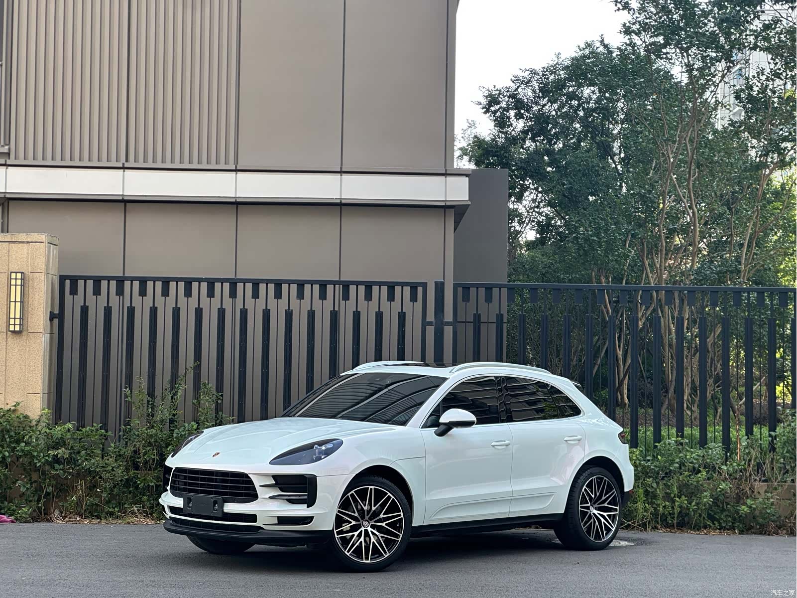 Porsche Macan, 2020 1