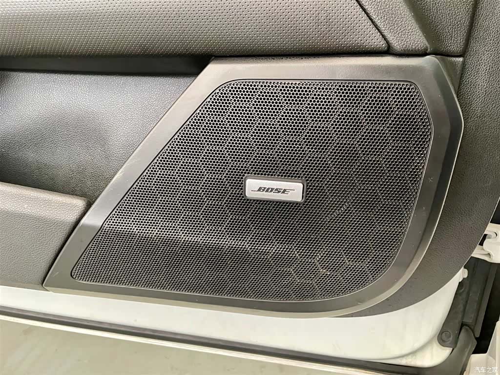Cadillac XTS, 2019 15
