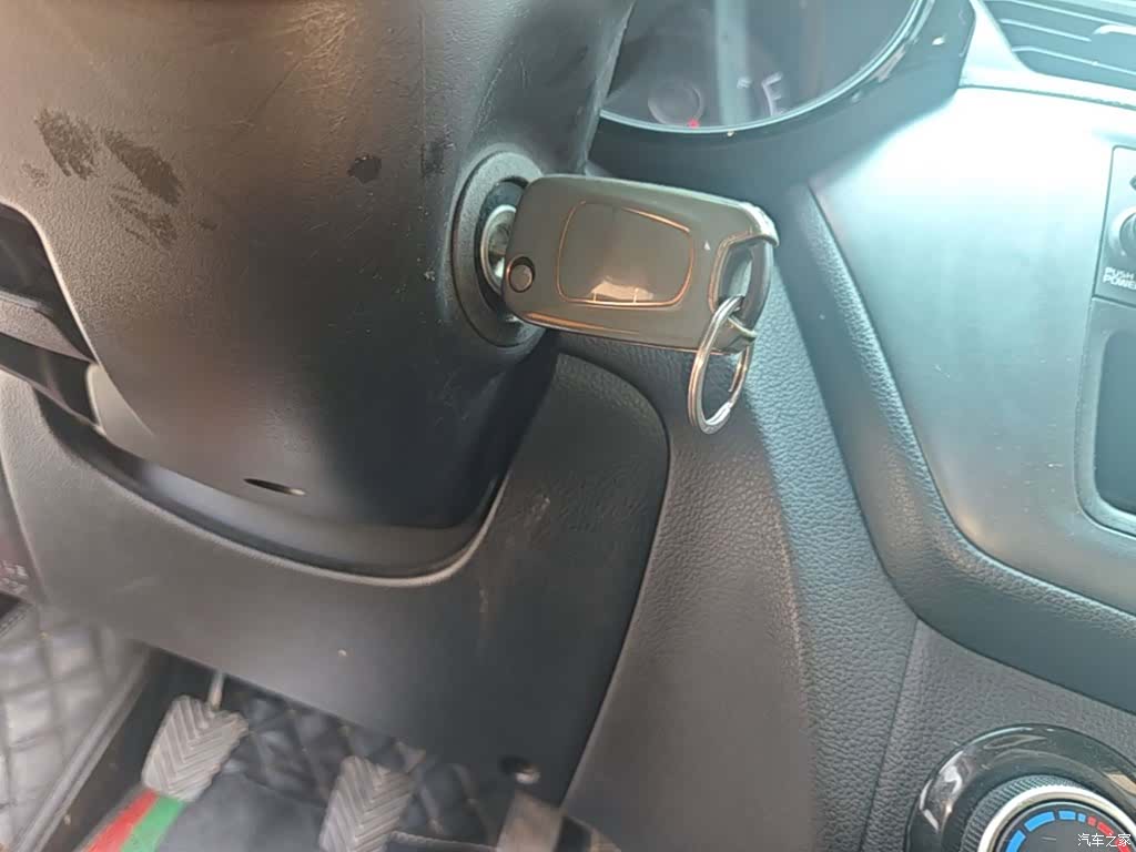 Kia K2, 2015 9