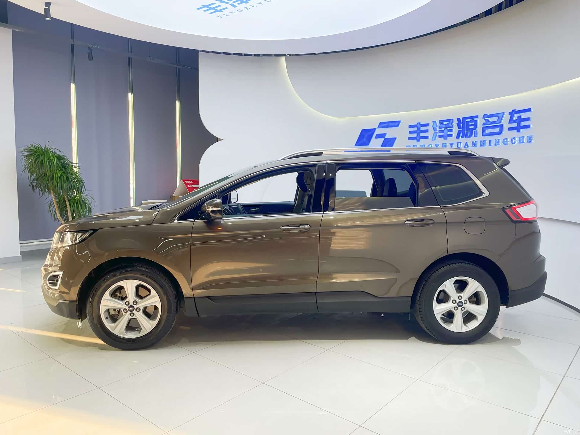 Ford Edge, 2018 3