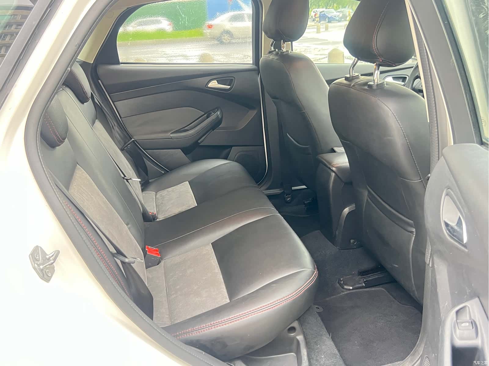 Ford Focus, 2014 16