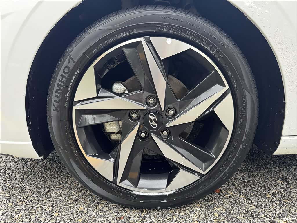 Hyundai Elantra, 2023 34