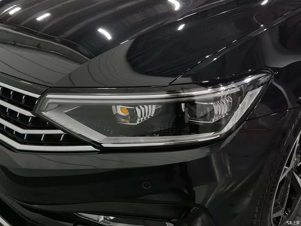 Volkswagen Magotan, 2024 7